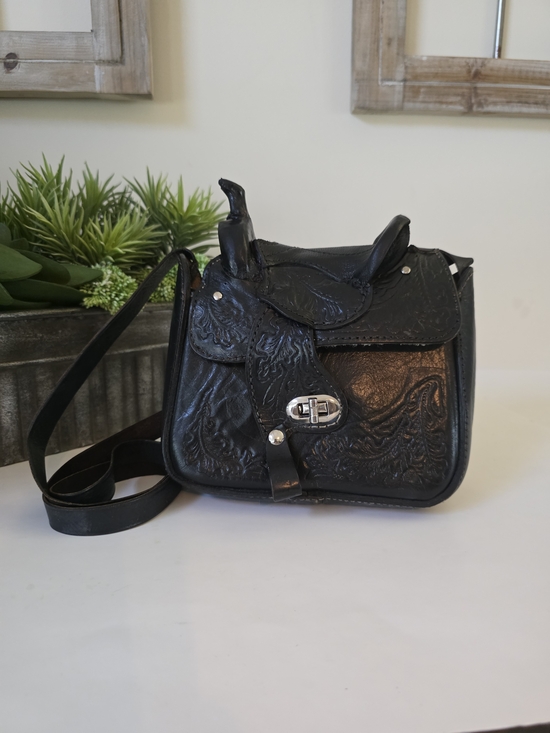 vintage western Handbags - Vintage 1970's-80's Western Saddle Crossbody Bag Tooled Leather Sherling